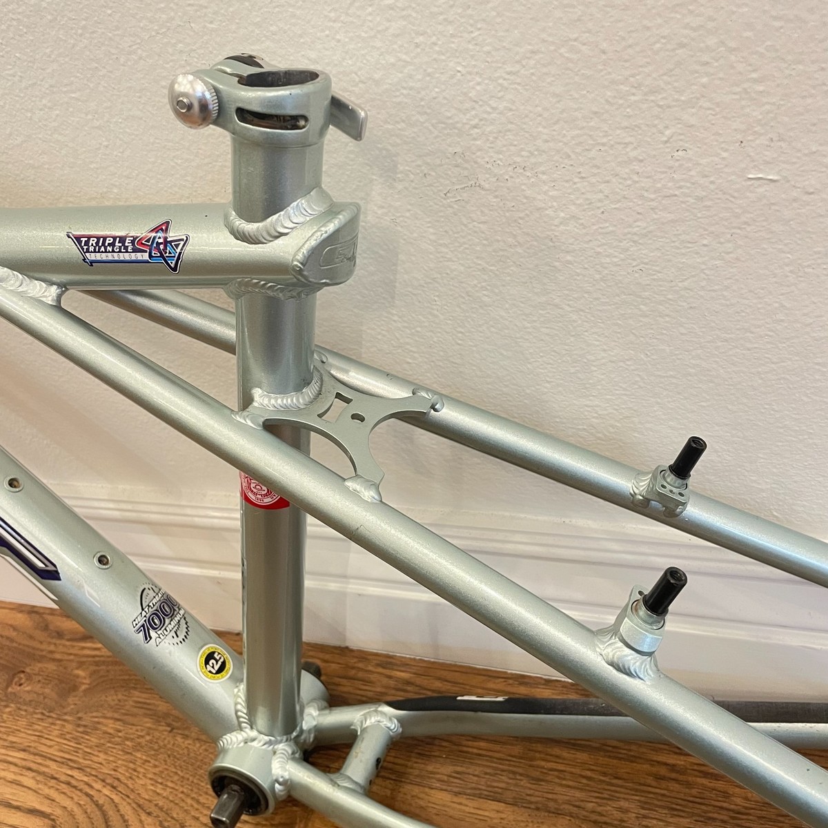 Vintage GT Ricochet Frame MTB Mountain Bike Frame Silver 12.5 XS Vintage GT Ricochet Frame MTB Mountain Bike Frame Silver 12.5 XS