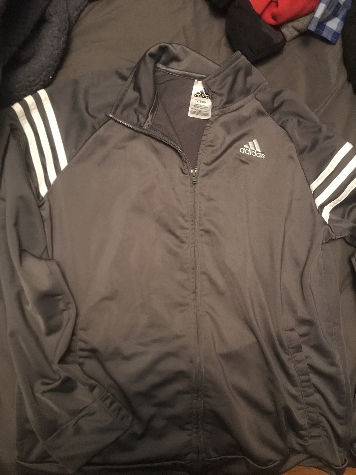 Picture 1 of 2
