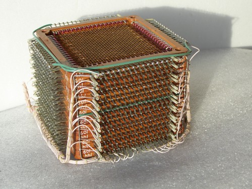 Soviet RAM 2-М1-1А Magnetic Ferrite Core Memory Plate 128 Byte Rare SKU: 83 - Bild 12 von 12