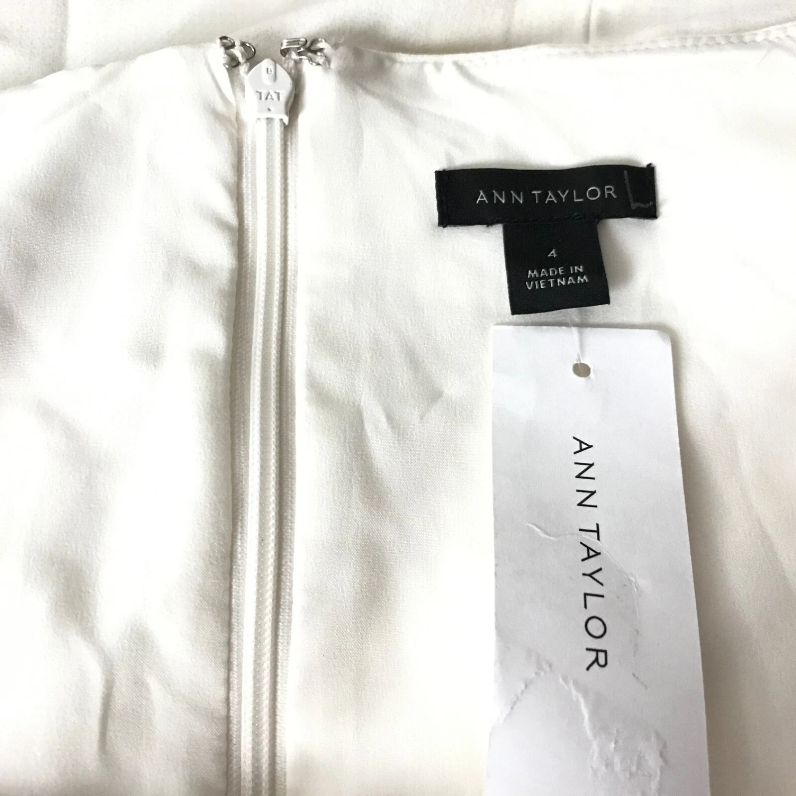OFF WHITE Abito tubino Ann Taylor doppio tessuto bottoni laterali taglia 4 bianco sporco avorio spacco nuovo