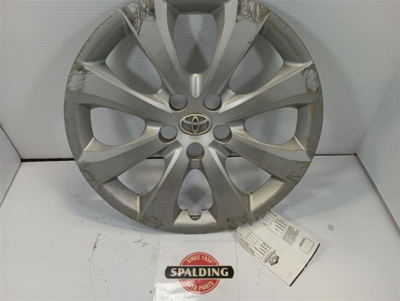 2020-2021 Toyota Corolla 16-Inch Wheel Center Cap Cover 10712622