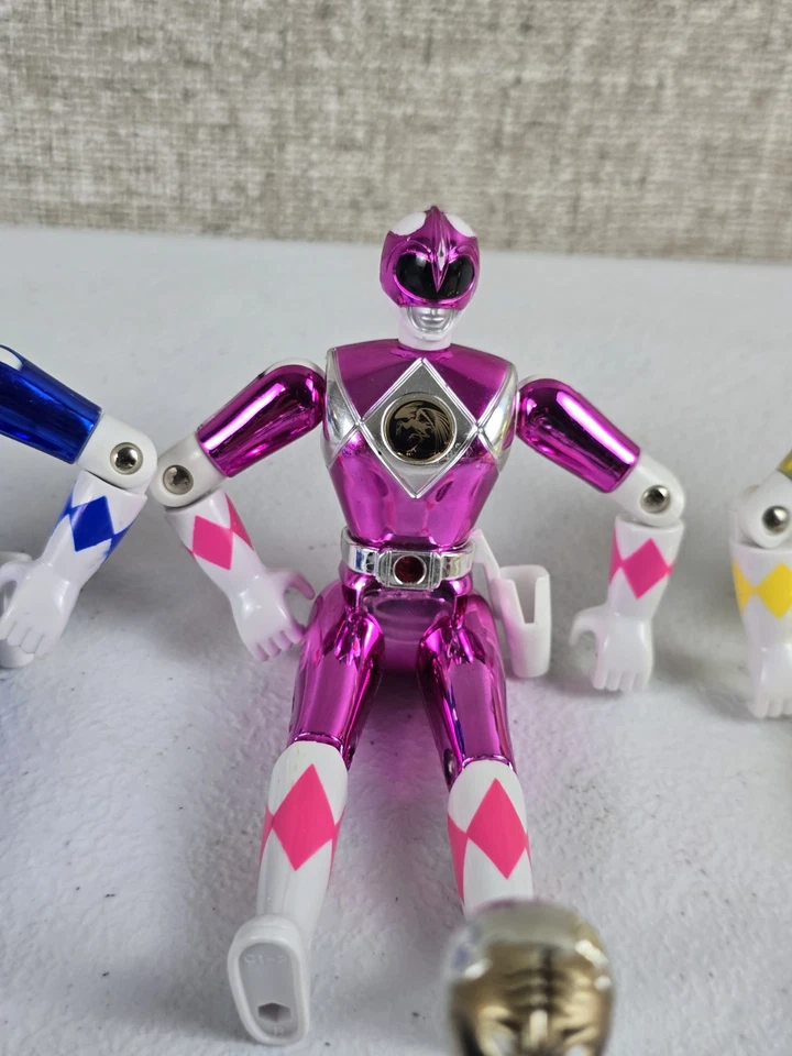 De colección 1995 Power Rangers Película Bandai Metálica 6 Figuras con Accesorios LEER Foto 3 de 4