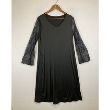 Gothic Romantic Women Size S Black Lace Bell Sleeve V-Neck Shift Dress