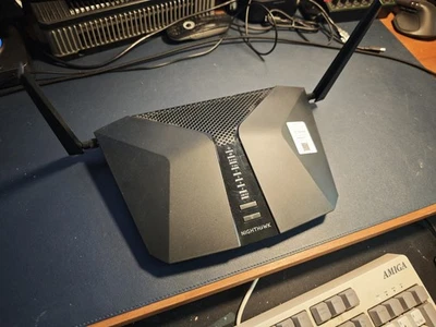 Routeur modem 4G LTE NETGEAR Nighthawk WiFi 6 AX1800 - LAX20 - Photo 1/4