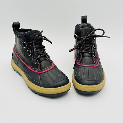 Nike ACG Woodside Winter Boots Waterproof Black Magenta Womens