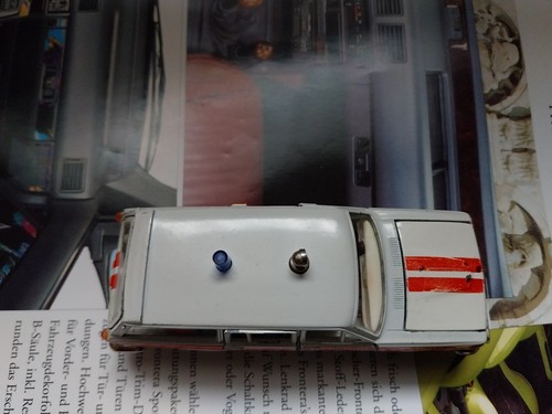Volga GAZ 2402 Ambulance 1:43 USSR Tantal Novoexport. Rare! With Made in. - Picture 12 of 13