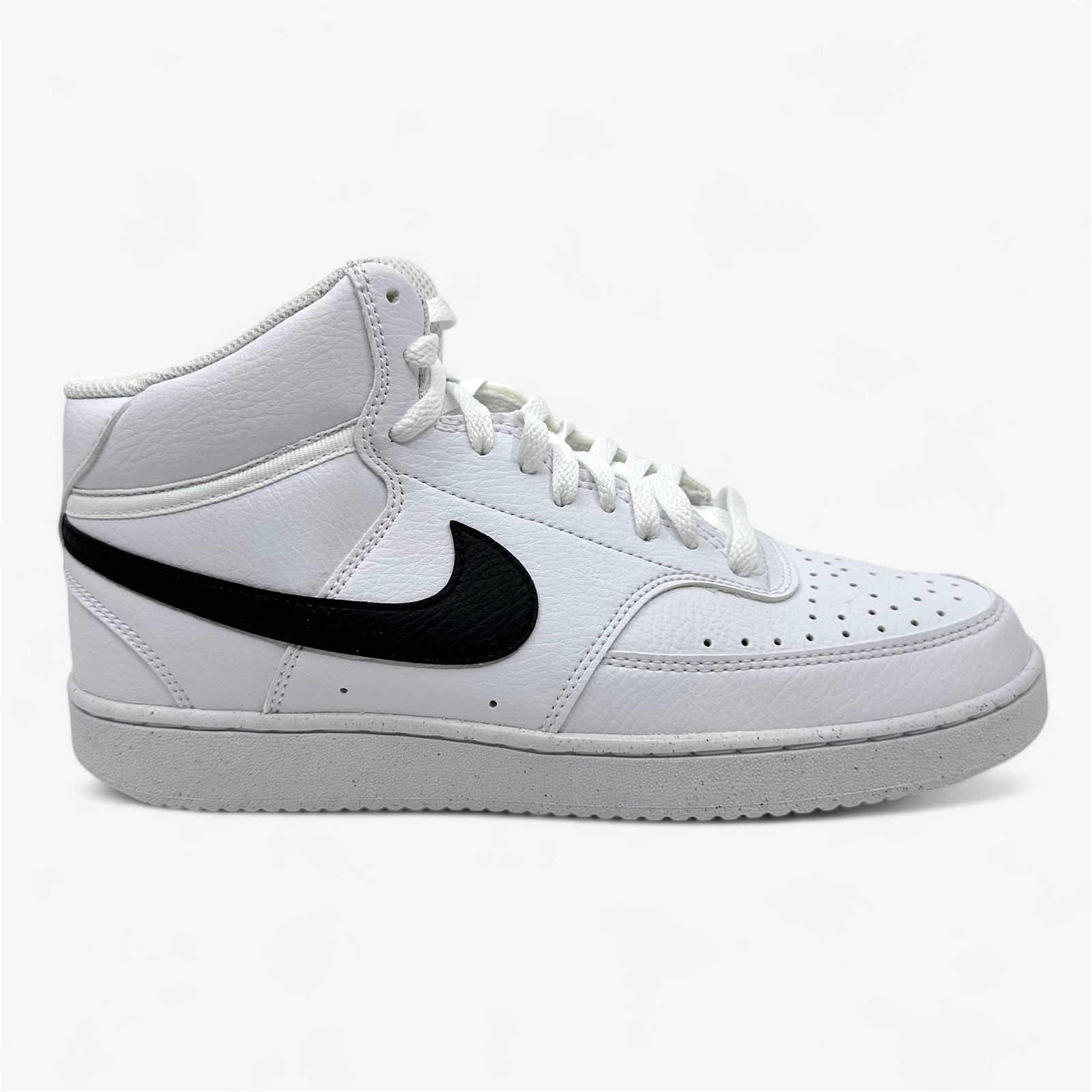Мужские спортивные кроссовки Nike Court Vision Mid NN белого и черного цвета