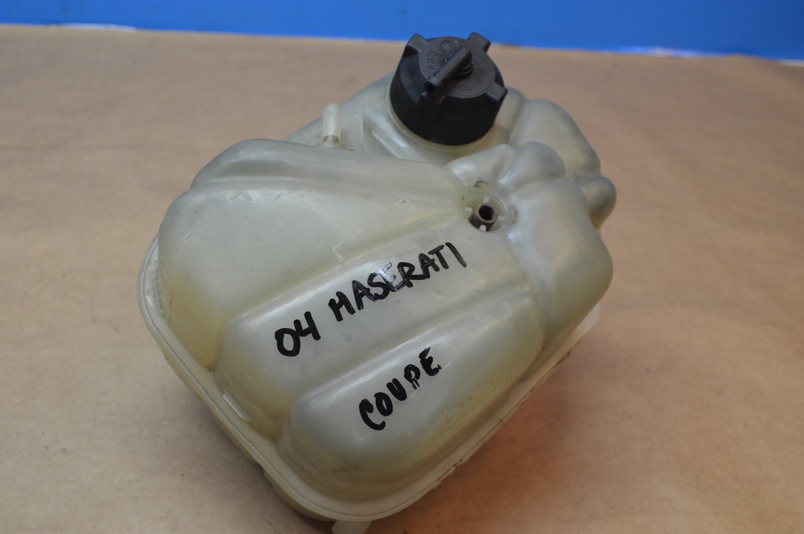2004 M138 MASERATI GT COUPE COOLANT OVERFLOW RESERVOIR TANK
