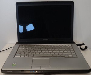 Notebook Toshiba Satellite Pro A210 - 15Y  15,4" Display (  60  )