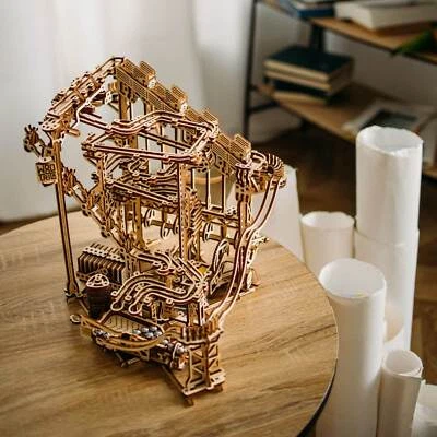 Spiral Murmelbahn | Elektrisch aus Holz | WoodTrick 558 Teile