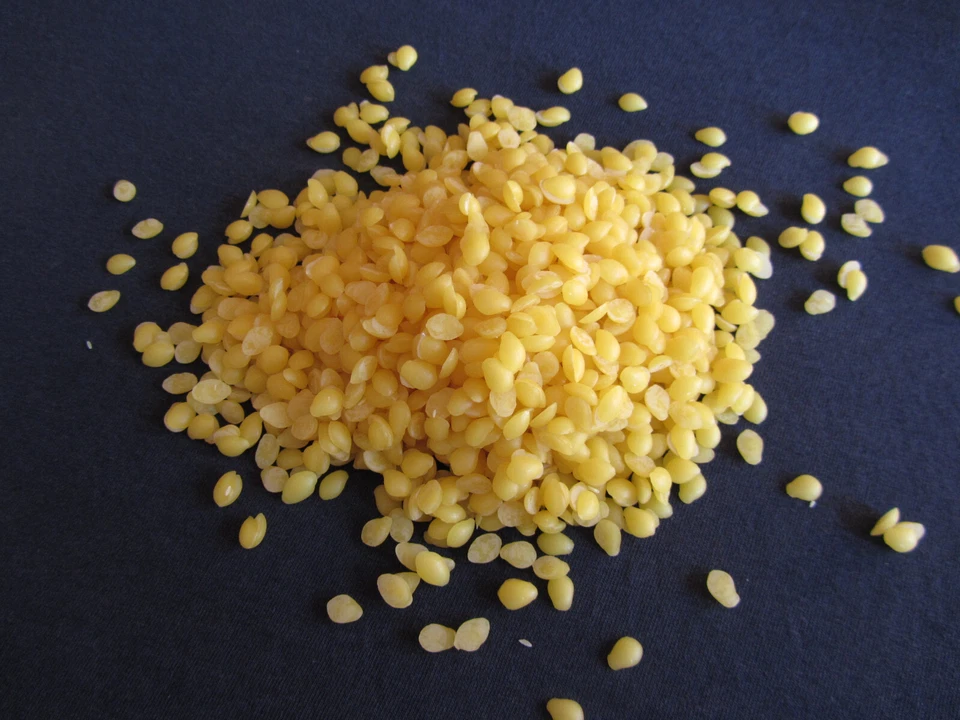 NATURPRODUKT 100g 100% BIO Bienenwachs Wachs Pastillen Granulat für Kerzen und Naturkosmetik