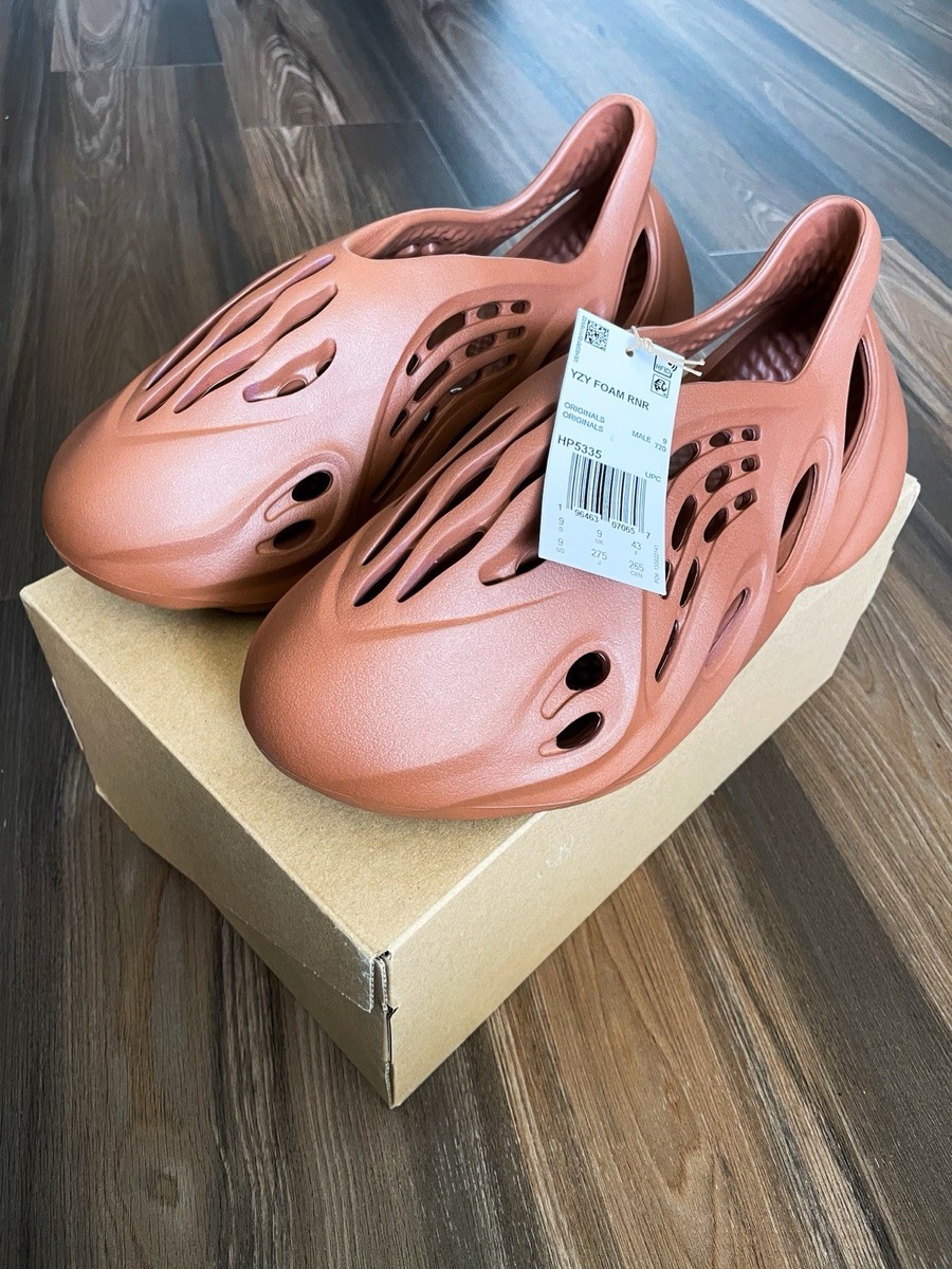 Adidas Yeezy Foam RNR Clay Red Men