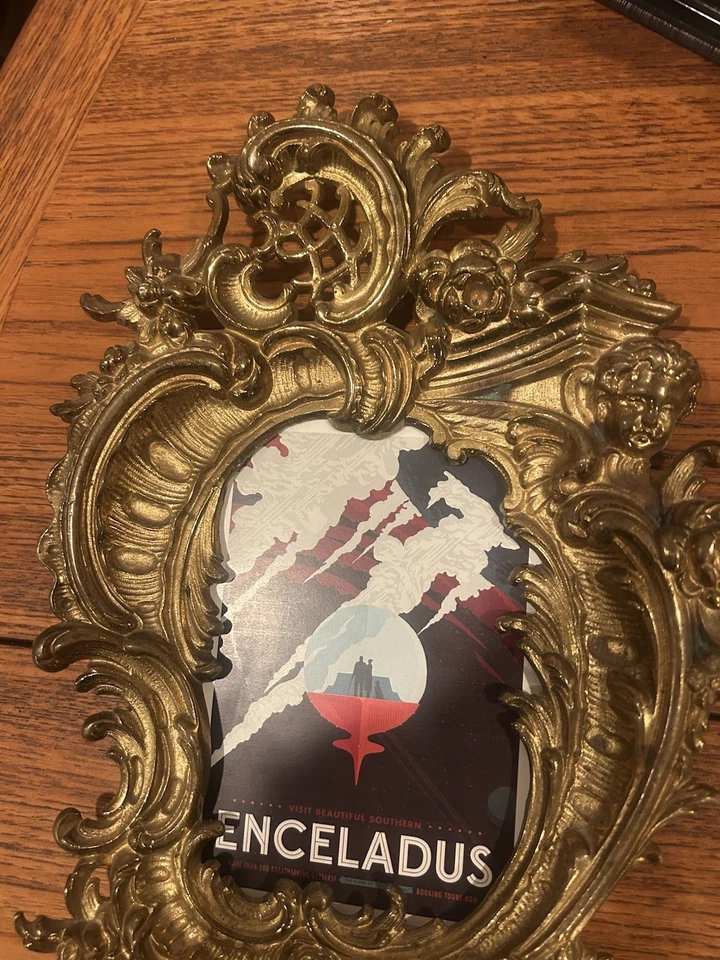 Marco de fotos francés de bronce dorado de 1800 querubín rocaille Foto 4 de 4