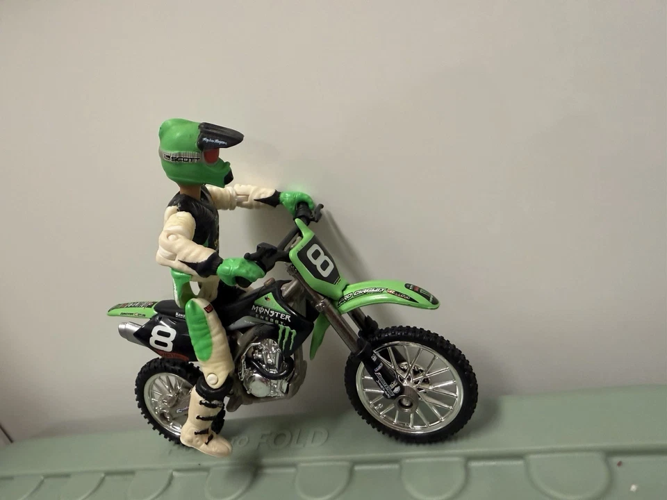 2005 Hot Wheels Moto Grant Langston #8 Dirtbike Toy Motocross Figure Moto-X Rare - Image 3 of 4