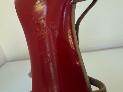 NEW CHRISTIAN LOUBOUTIN Miss Z Open Toe Slingback Sandal Blush
