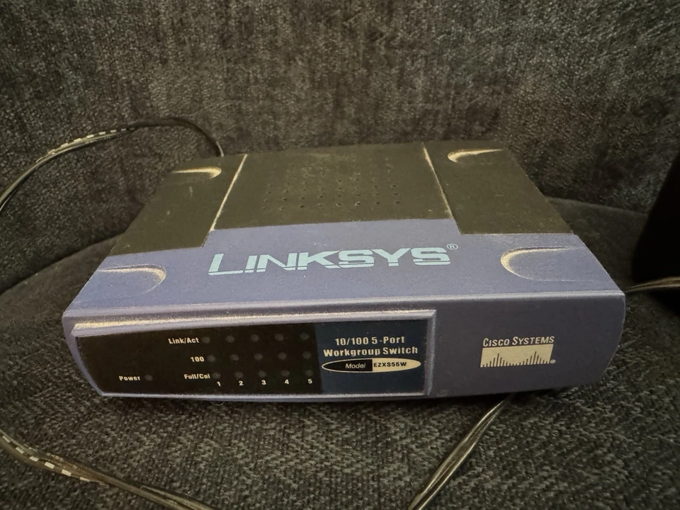 Linksys 10/100 5-Port Workgroup Switch EZXS55W w/Power Adapter - Image 2 of 4