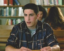 JASON BIGGS SIGNED AUTHENTIC 'AMERICAN PIE' 8x10 MOVIE PHOTO w/COA ACTOR 