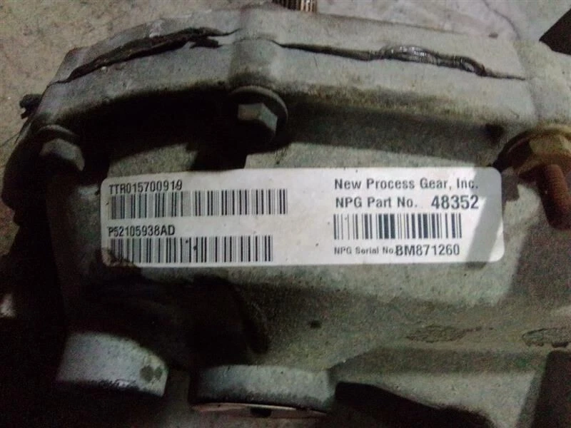 2007-2009 Chrysler Aspen Transfer Case Model NV244 in Warranty OEM Foto 4 de 4