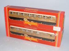 HORNBY RAILWAYS OO GAUGE R477 + R478 LNER TEAK GRESLEY COACHES BOXED