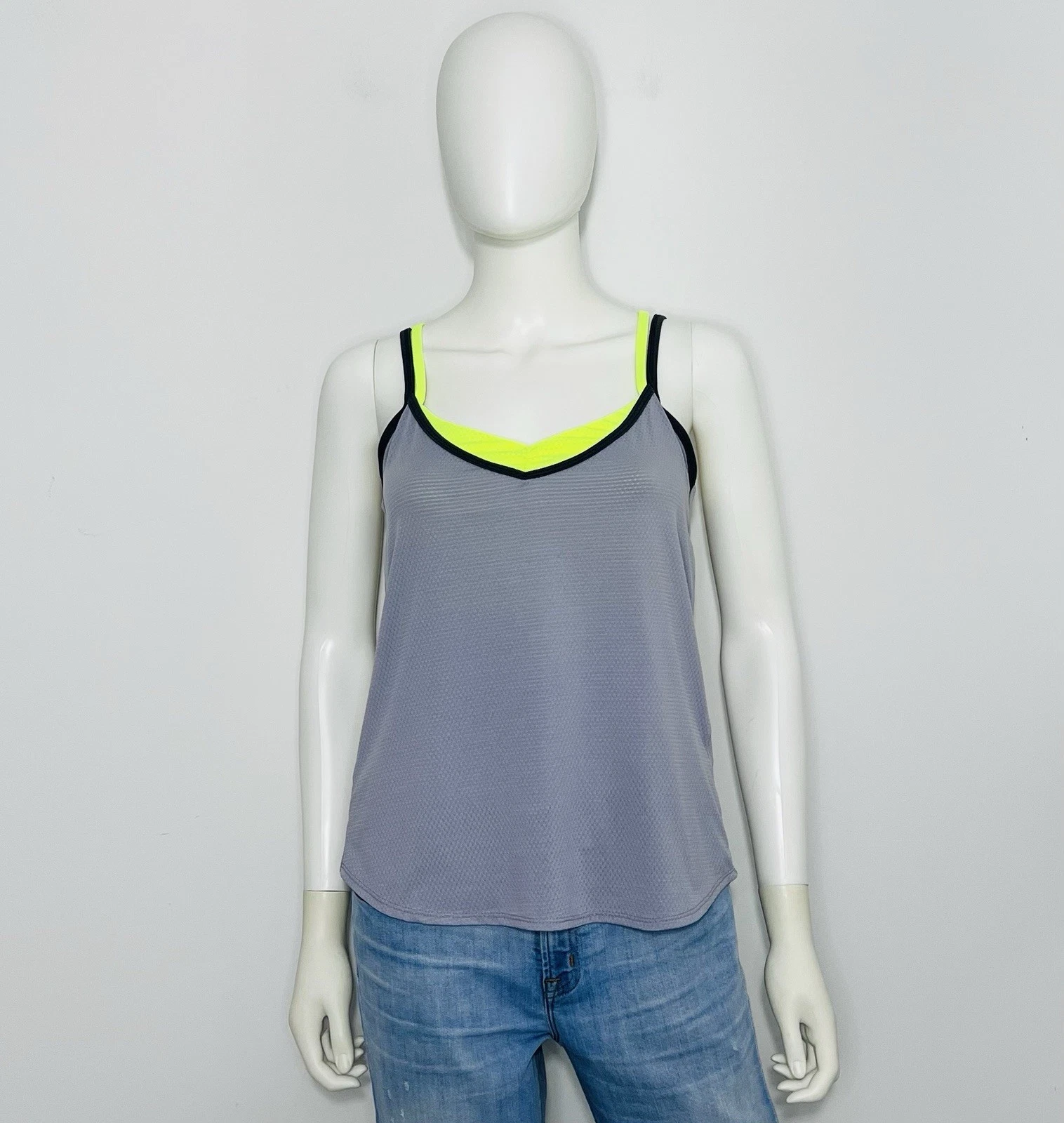Lucky In Love Axis Super Fly Tennis Womens Tank Top S Gray Yellow Scoop Neck