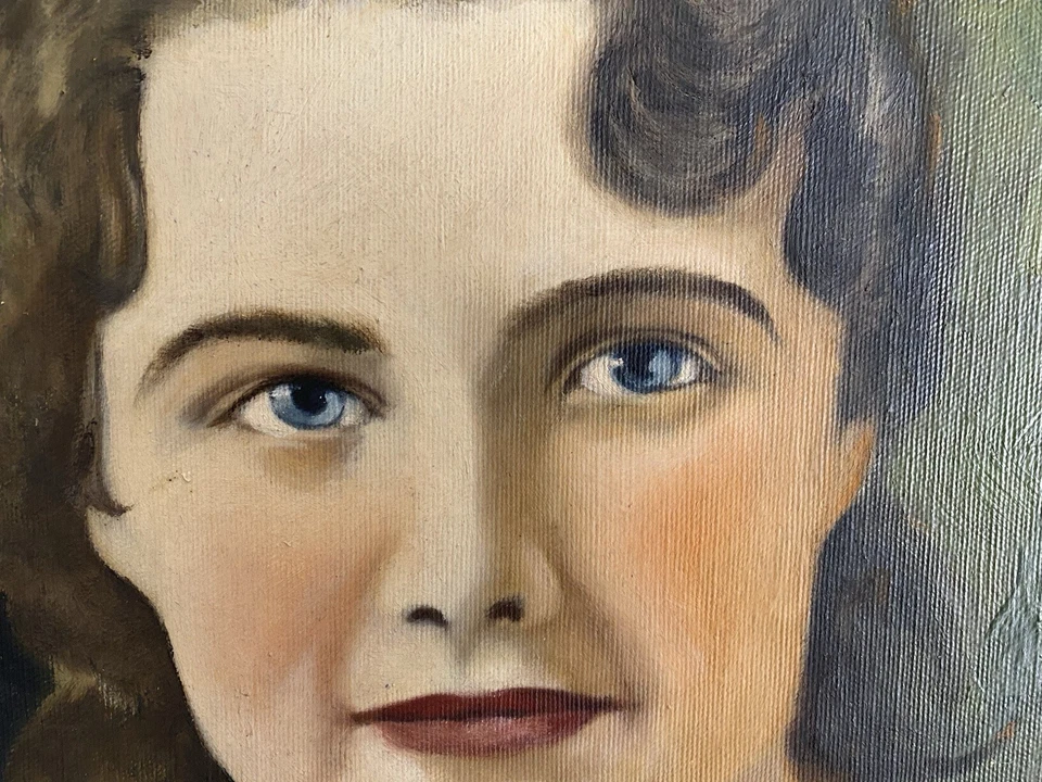 Antigua pintura retrato de mujer Foto 3 de 4