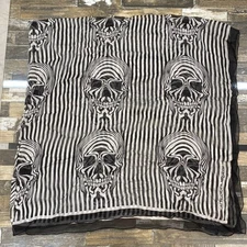 Alexander McQueen Large Scarf Border black skull 130cm*130cm