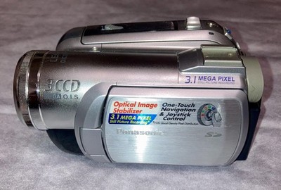 【動作確認済】Panasonic パナソニック NV-GS320 ミニDV Panasonic NV-GS320 review | TechRadar