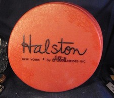 Halston Abbott Tresses wig box vintage textured plastic box with handle