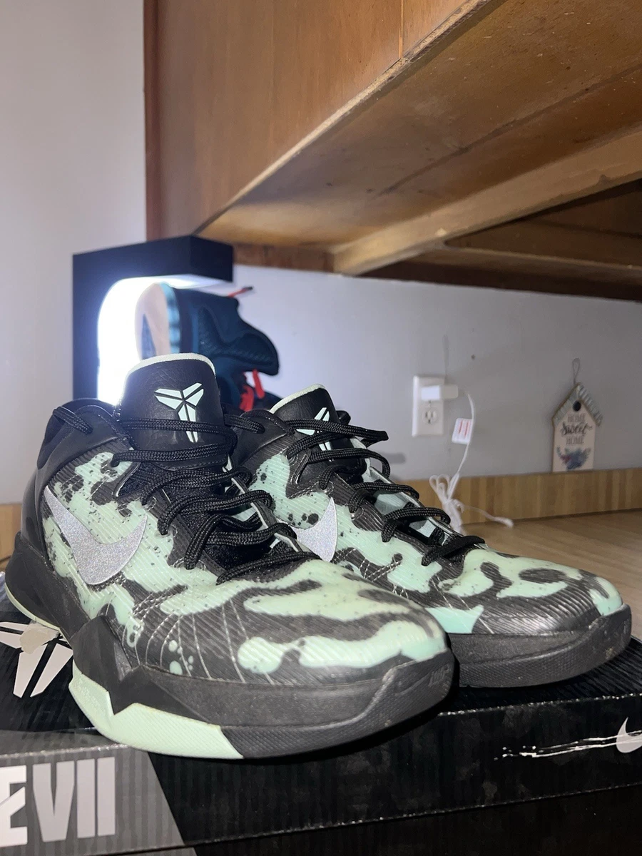 シューズ(男性用) Nike Kobe 7 System Poison Dart Frog 楽天市場】ナイキ Nike 【 Zoom Kobe 7 System 'Mint Poison Dart Frog