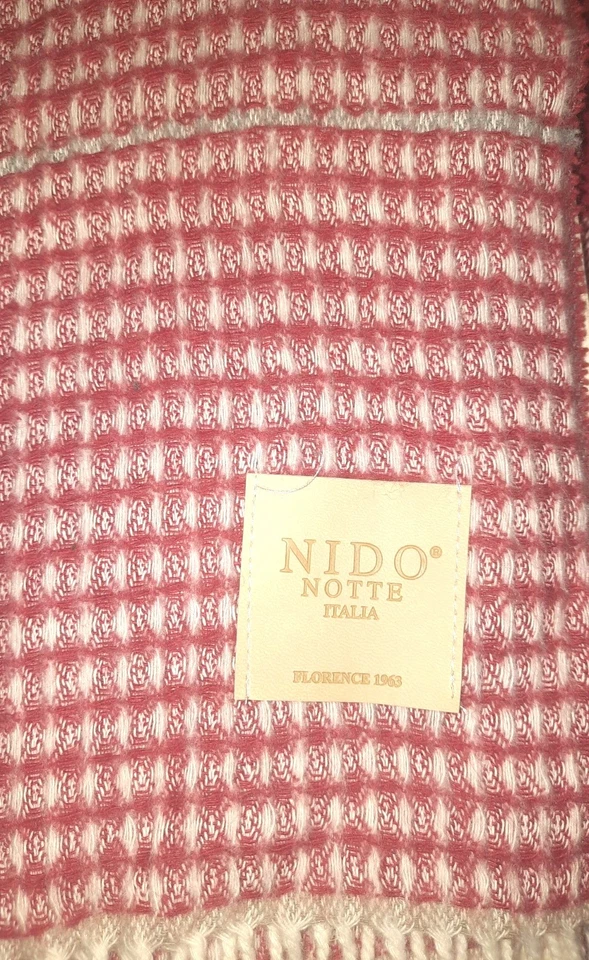 Nido Notte Italia Plaid Throw Blanket Red And White 51x67" Brand New - Image 4 of 4