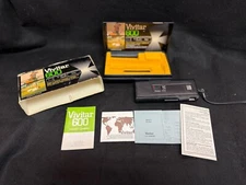 VIVITAR  600 700 vintage Point'n Shoot Pocket Camera 110 type Film with Case