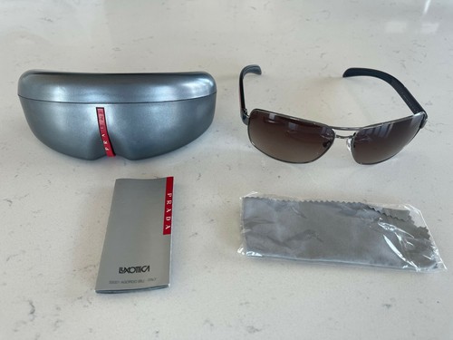 prada sunglasses sps 541