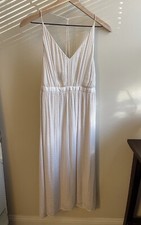 Urban Outfitters Kimchi Blue Off-White Flowy Dress Size 2 US, Small