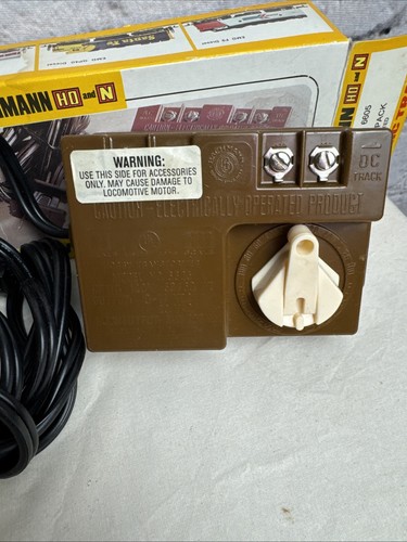 Vintage Bachman Power Pack Model HO/N Scale Brown + Tracks - Picture 3 of 4