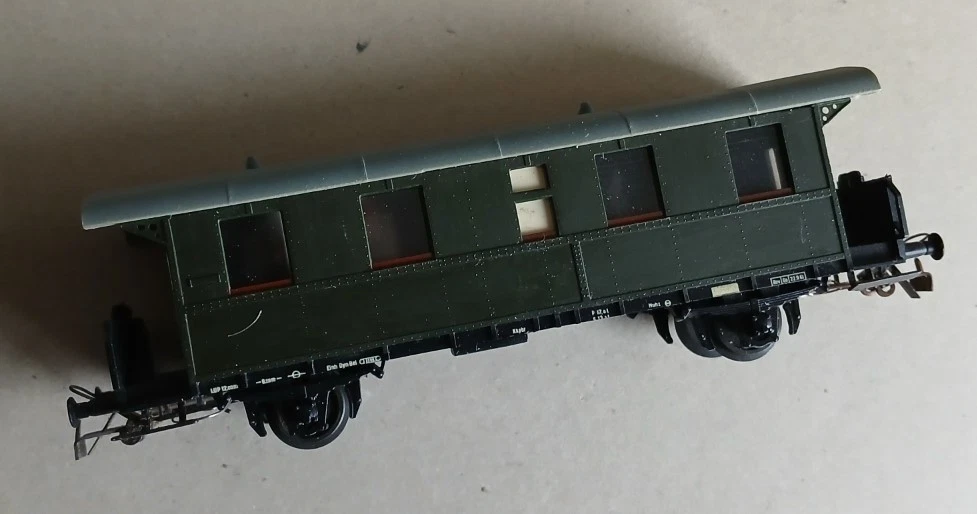 PIKO – Voiture De Voyageurs H0 DR – 2nde Classe, époque III, Longueur 147 Mm, Attelage NEM – Modèle Ferroviaire