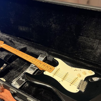 fender ストラトキャスター 2009 Mexico Electric Guitar Fender Stratocaster 2009 Black Mexico S/N