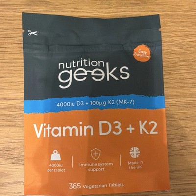 NEU Nutrition Geeks Vitamin D3 4000 IE + K2 MK-7 100μg 365 Veg Easy Swallow