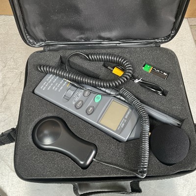 Multifunktionales Umgebungsmessgerät - Messgerät 4 in 1