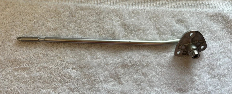 Nuevo de Lote Antiguo MoPar 1962 Plymouth Valiant Dodge Dart Parasol Derecho Brazo Soporte Sello GT Foto 3 de 4