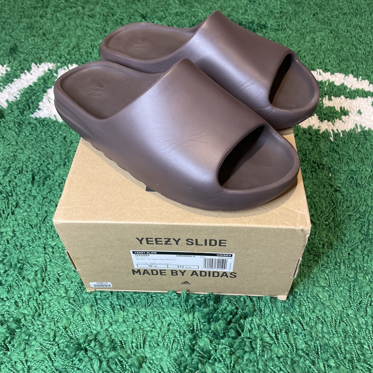 Yeezy Slide G55495 Yeezy Slide Soot G55495 Taille 10 Première Sortie