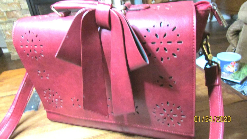 ECOSUSI КРАСНЫЙ СЪЕМНЫЙ БАНТ ПОРТФЕЛЬ НОУТБУКА ЧЕХОЛ MESSENGER СУМКА ВЕГАНСКОЙ КОЖИ  - Изображение 2 из 4