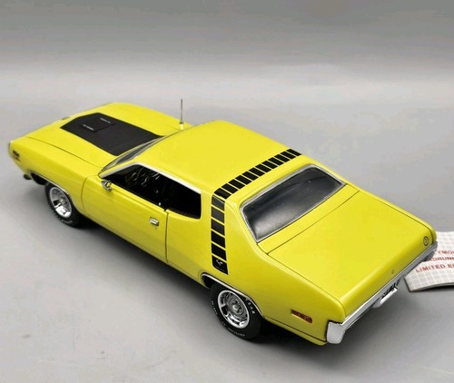 Franklin Mint 1971 Plymouth Roadrunner HEMI 1:24 Diecast w/COA - NEW - Picture 5 of 14