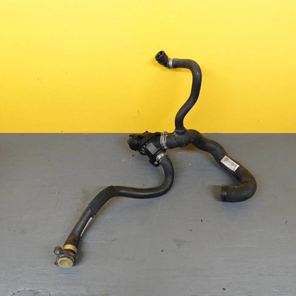 Carcasa termostato motor gasolina BMW 435i F32 F33 F36 3.0 2014-2018 con mangueras Foto 2 de 4