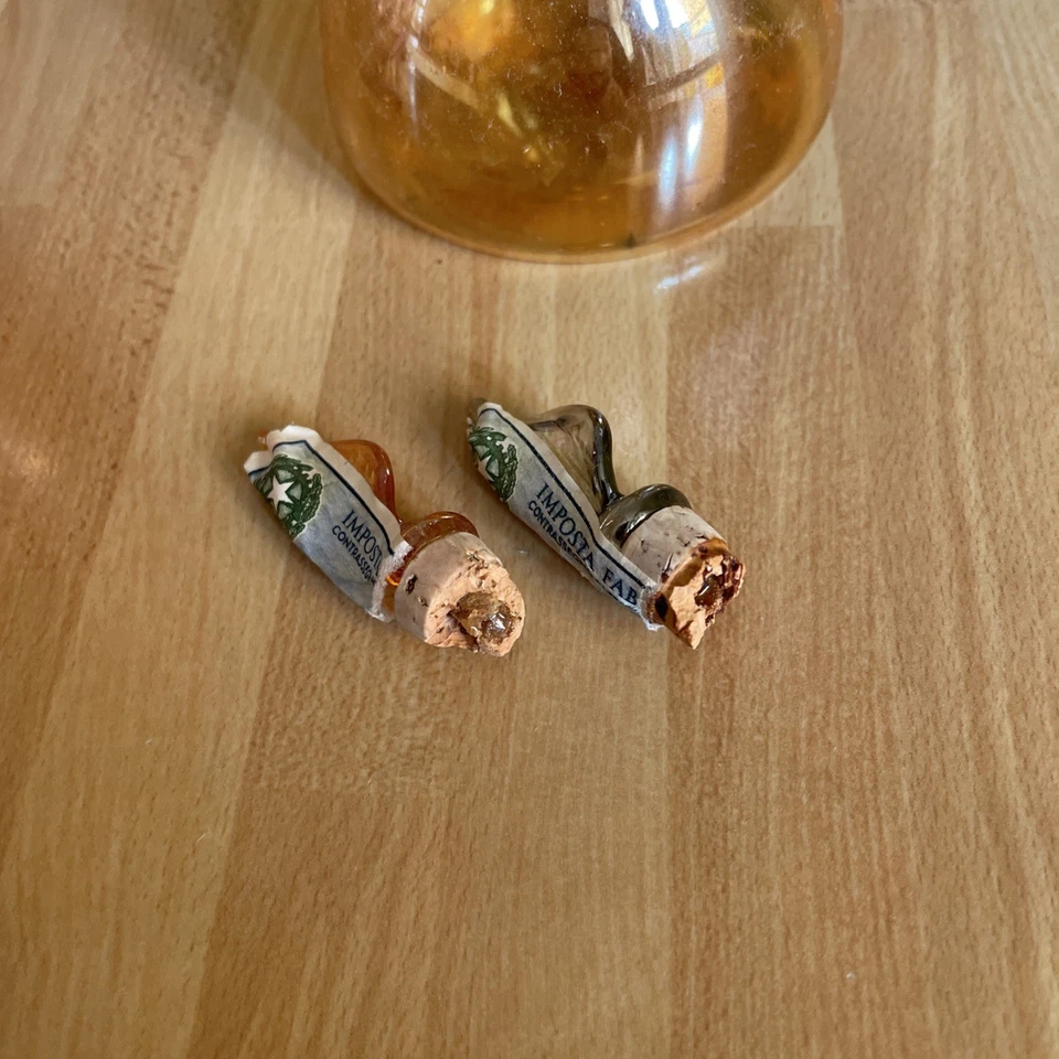 4 Bottiglie Di Vetro Soffiato Vuote  - Immagine 2 di 3