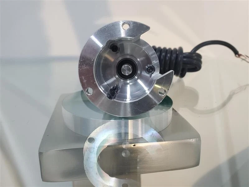 AUTOMATION DIRECT INCREMENTAL ROTARY ENCODER TRDA-2E 100BD - Image 2 of 2