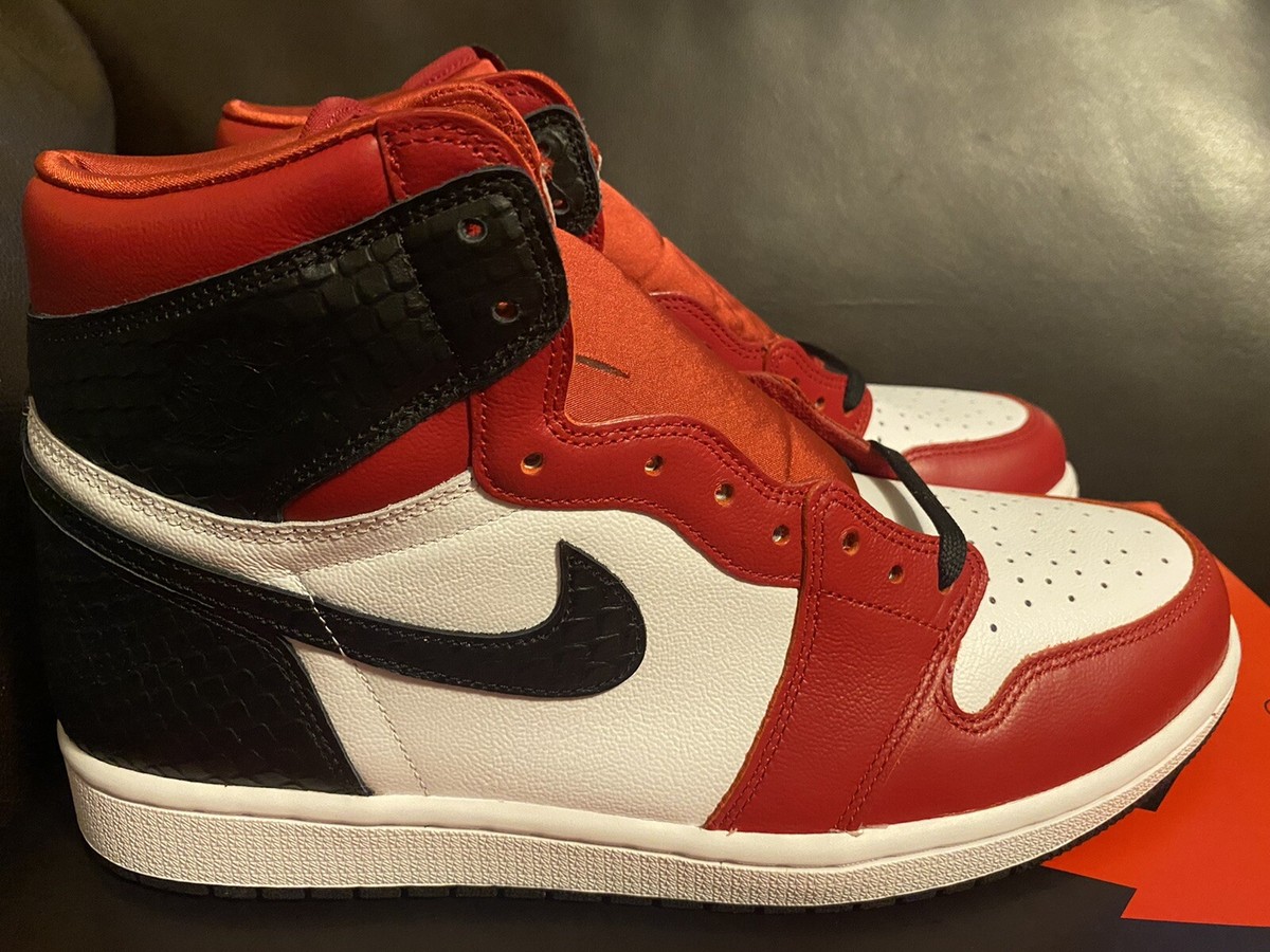 Nike Air Jordan 1 High Satin Snake Red Womens Sz 11 / Mens Sz 9.5