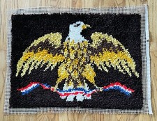 1970s AMERICAN EAGLE LATCH HOOK WALL HANG Rug Mid Century Retro Vintage MCM VTG