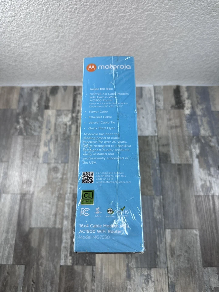 NEW! Motorola MG7550 16x4 DOCSIS 3.0 Cable Modem Plus AC1900 WiFi Router SEALED - Image 4 of 4