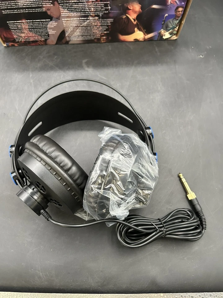 PreSonus AudioBox 96 25th Anniversary Studio Recording Bundle - New in open box - Image 4 of 4