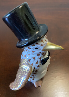  Standing Penguin In Top Hat and Bow Tie - Brown Fishnet 5696 SVHBR2